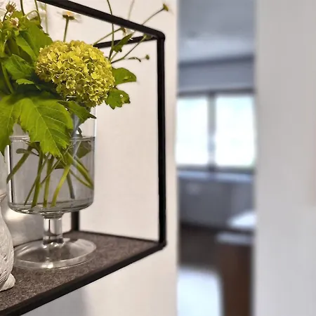 Goldvogel Apartament *
